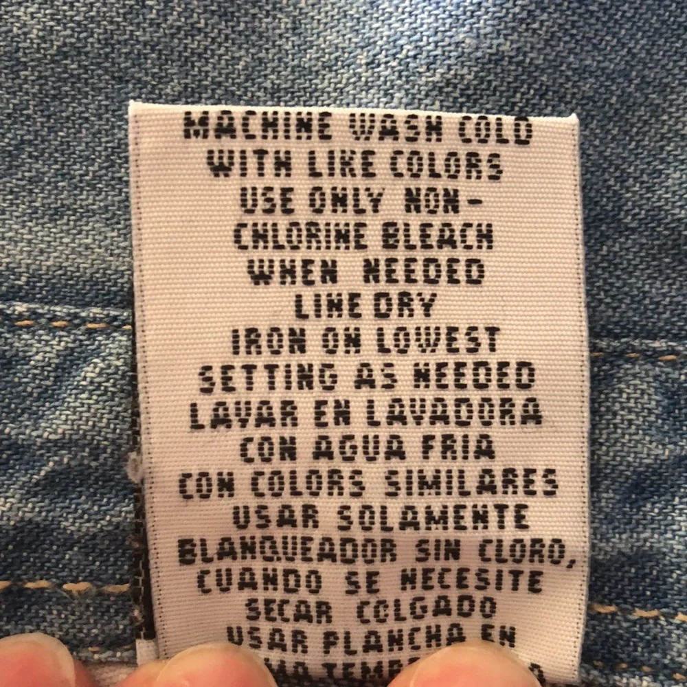 Capacity Woman Denim top - Picture 9 of 9